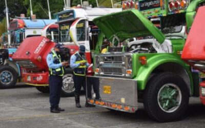 ‘Chivas turísticas’ tendrán condiciones para su operación en Ibagué