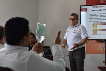 Tenderos de Ibagué serán capacitados en manejo preventivo de licores y cigarrillos de contrabando