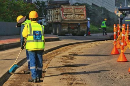 Alcaldía exige celeridad en obras de rehabilitación vial de la avenida Ambalá