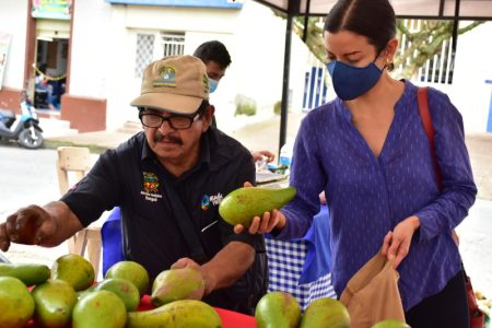 Con los Mercados Campesinos se incentiva la economía de los productores ibaguereños