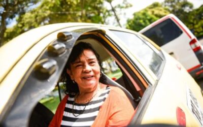 Taxistas se capacitarán como voceros del Festival Folclórico Colombiano