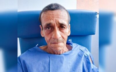 Paciente adulto mayor del Hospital Federico Lleras Acosta busca a su familia