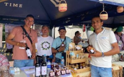 Cerca de 200 expositores participaron en el primer Mercado Campesino de Chaparral – San Antonio