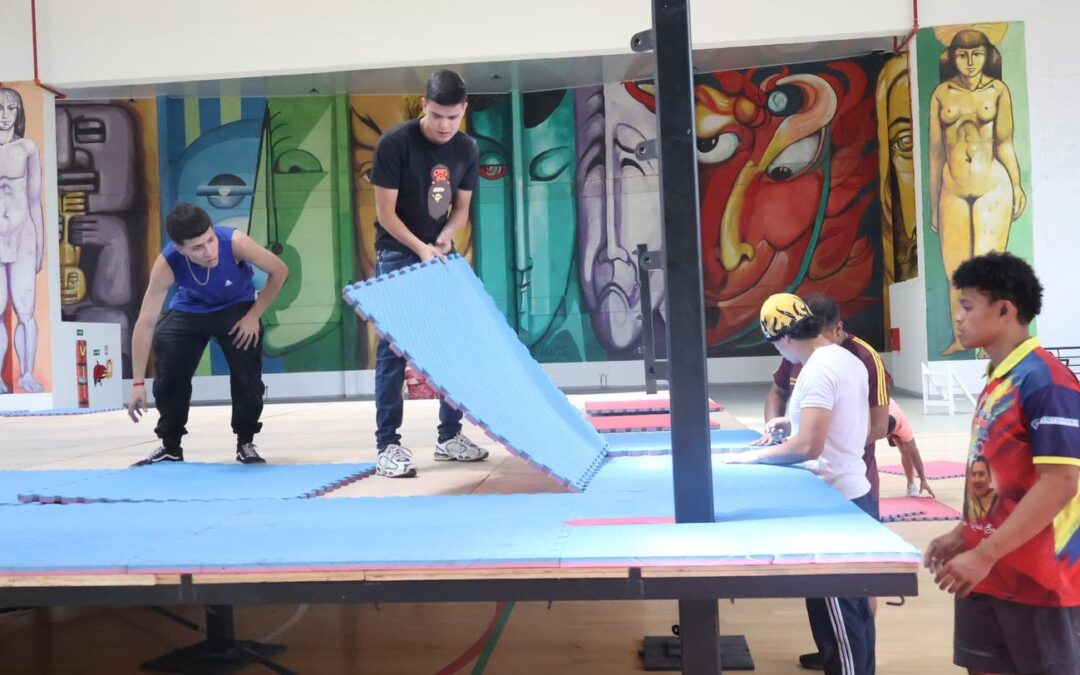 Inició la instalación del cuadrilátero para la Copa América de Boxeo Ibagué 2025